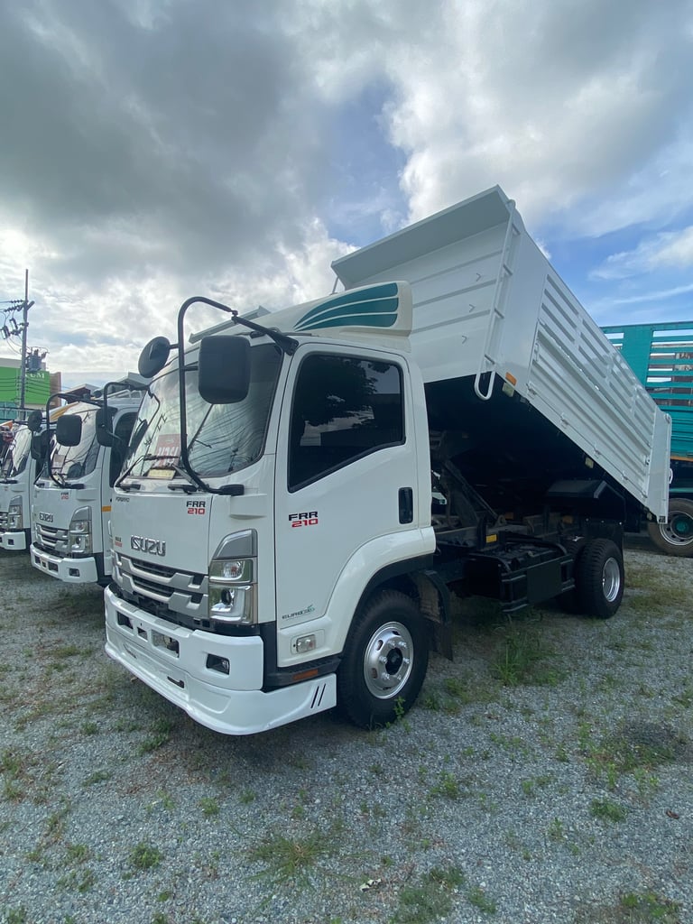 ISUZU FRR 210แรงม้า รถบรรทุก 6ล้อ ดั้มพ์ ปี2023(5273) ISUZU FRR 210แรงม้า รถบรรทุก 6ล้อ ดั้มพ์ ปี2023(5273)