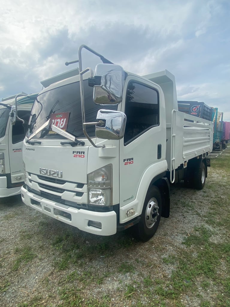 ISUZU FRR 210แรงม้า รถบรรทุก 6ล้อ ดั้มพ์ ปี2021(3063)