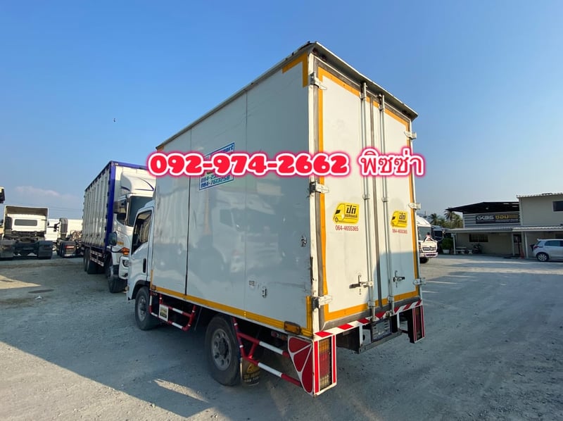 สี่ล้อตู้จัมโบ้ ISUZU NLR 104 แรงปี 65(3710)