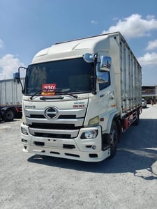 FG8J 240 แรง ปี 2561  หกล้อตู้ทึบสิบบาน (4378)