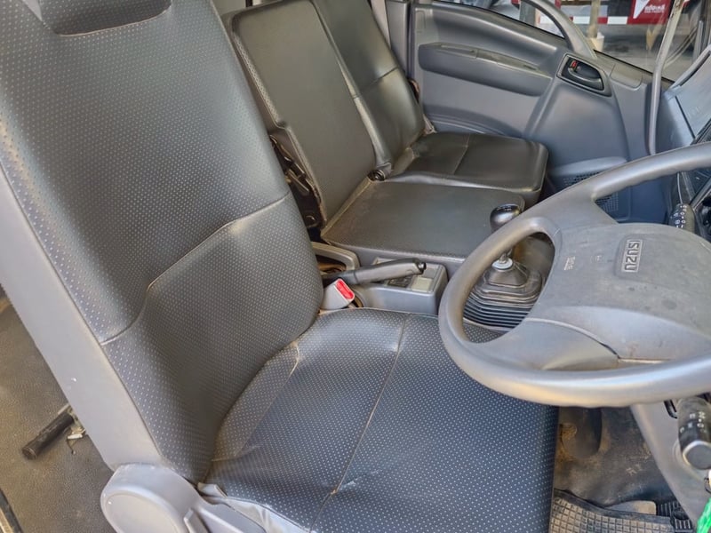 หกล้อคอก ISUZU FRR 190 แรง ปี 64(0100)