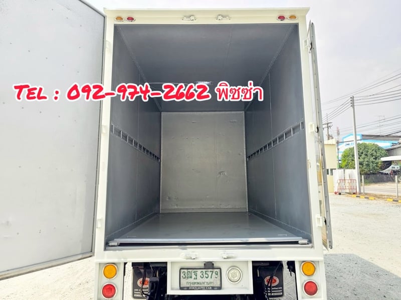 สี่ล้อตู้ทึบ ISUZU NLR  130 แรงม้า ปี 64 (3ฒฐ3578)