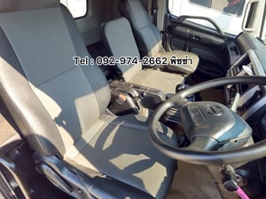 หกล้อบรรทุกขยะ  HINO FG8J 240 แรงปี 66 (4084)