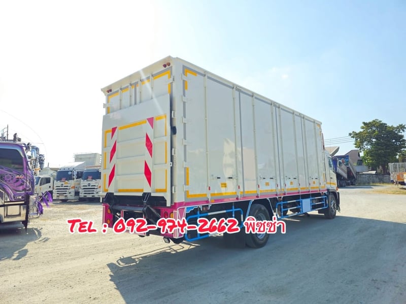 หกล้อตู้สิบบาน HINO FG8J 240 แรง ปี 2562(8724)