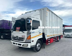 หกล้อตู้สิบบาน HINO FC9J 175 แรง ปี 2556(8338) หกล้อตู้สิบบาน HINO FC9J 175 แรง ปี 2556(8338)