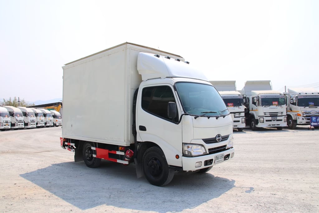 HINO XZU 136แรงม้า รถบรรทุก 4ล้อ ตู้เย็น ปี2020(3262)