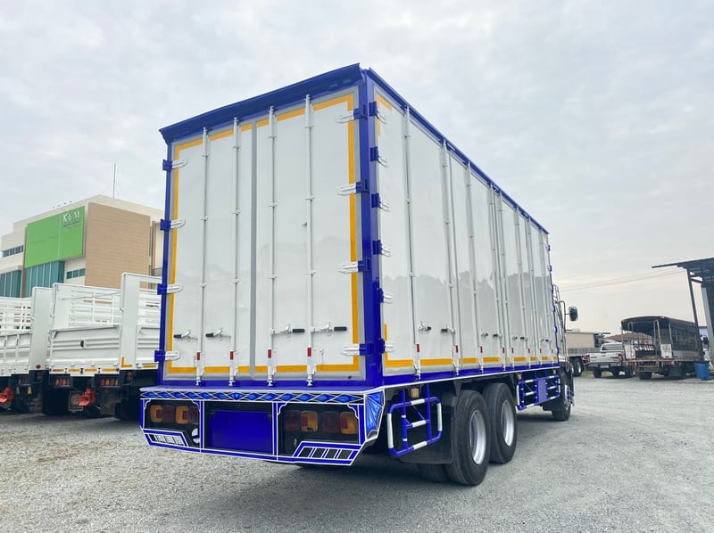 สิบล้อตู้สิบบาน HINO FG8J 240 แรง ปี 2565(4820)