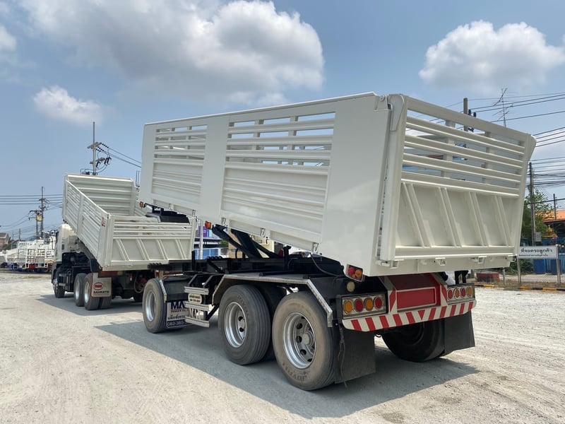 สิบล้อดั้มพ์ HINO  FM1A 344 แรง ปี 2560(2539,3778)