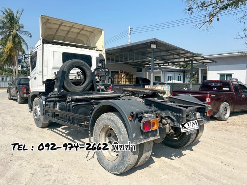 HINO FG8J 260 แรง ปี 64 (2034) หกล้อหัวลาก HINO FG8J 260 แรง ปี 64 (2034) หกล้อหัวลาก