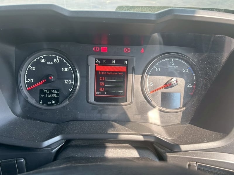 สิบล้อหัวลาก SCANIA P360  แรง ปี 2562 (1243)