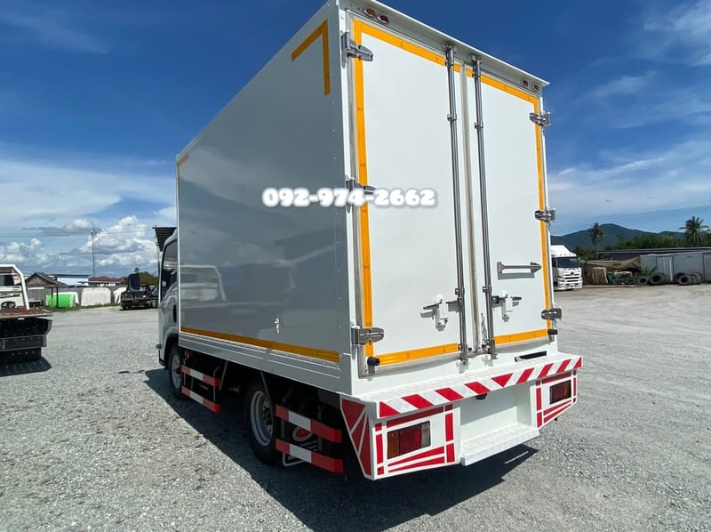 สี่ล้อตู้เย็น ISUZU NLR 130 แรง ปี 62(5503) สี่ล้อตู้เย็น ISUZU NLR 130 แรง ปี 62(5503)