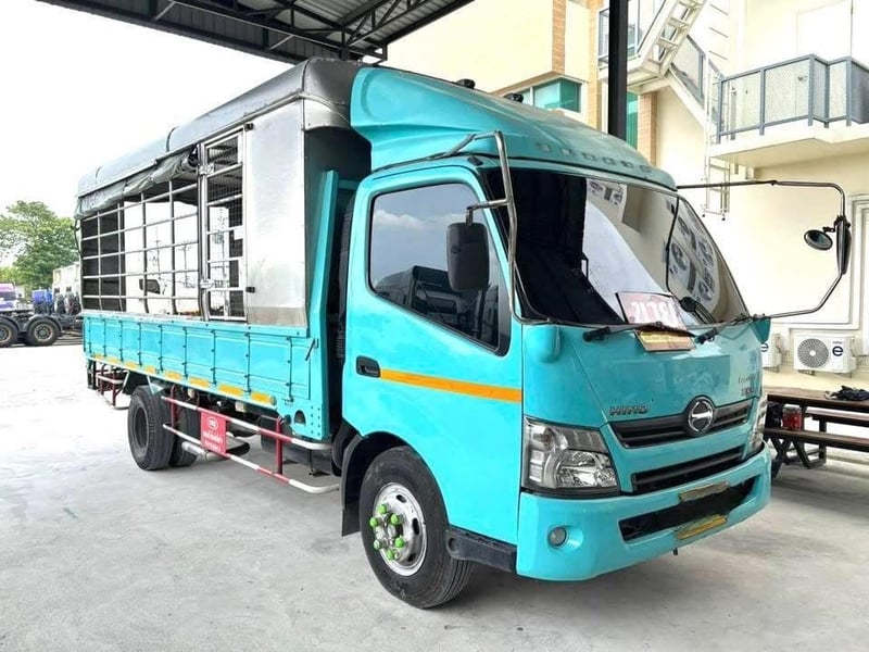 HINO XZU  150 แรงม้า ปี 2561 (2872)