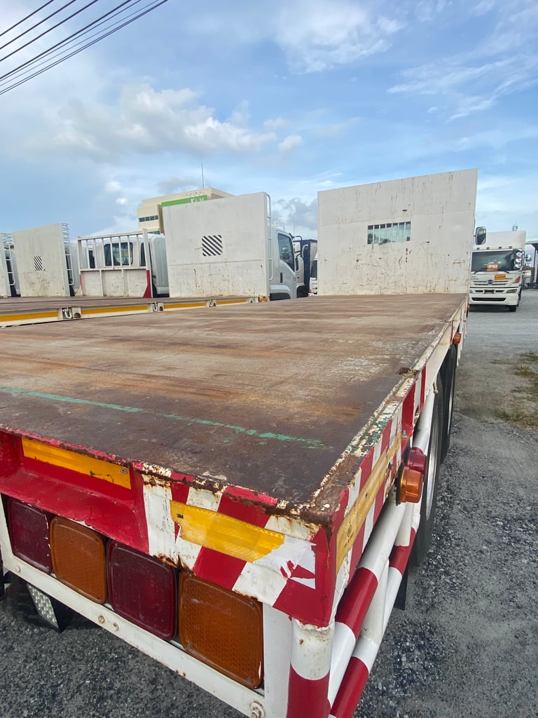 ISUZU FVM 240แรงม้า รถบรรทุก 10ล้อ พื้นเรียบ ปี2013(7288)