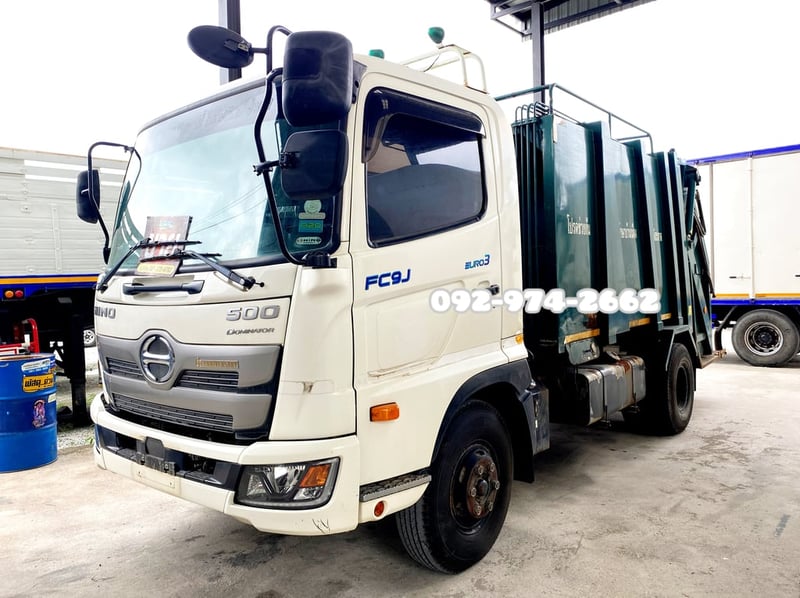 หกล้อบรรทุกขยะ HINO FC9J 210 แรงปี 65 (3909)