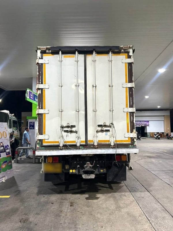 HINO GY2P 380 แรง ปี 52 หลังคาลอน (7998)