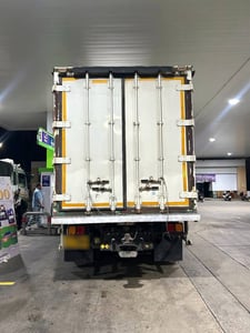 HINO GY2P 380 แรง ปี 52 หลังคาลอน (7998)