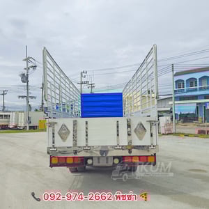 หกล้อคอก ISUZU FRR  210 แรง ปี 2565 (9202)