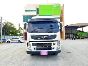 สิบสองล้อคอก VOLVO FM 440 แรง ปี 2556 (2922)