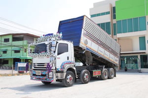 สิบสองล้อดั้มพ์ ISUZU FYH 360 แรง ปี 2556(2507)