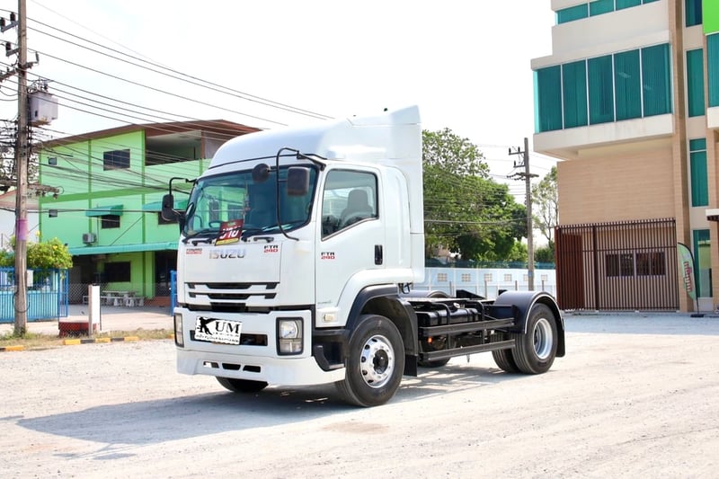 หกล้อหัวลาก ISUZU FTR 240 แรง ปี 2565  (2712)