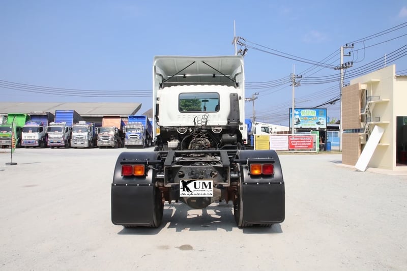หกล้อหัวลาก ISUZU FTR 240 แรง ปี 2565  (2712)