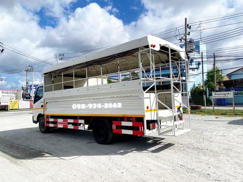 หกล้อโดยสาร HINO XZU 150 แรง ปี 2565 (3079) หกล้อโดยสาร HINO XZU 150 แรง ปี 2565 (3079)