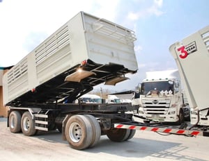 สิบล้อดั้มพ์ HINO  FM1A 344 แรง ปี 2560(2539,3778)