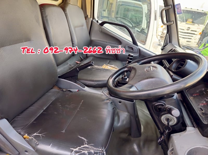 สี่ล้อตู้ทึบ HINO XZU  136 แรงม้า ปี 63 (2ฒฮ8297)