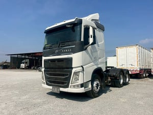 หัวลากVOLVO สองเพลา FH 440 ปี 2558 (8454)