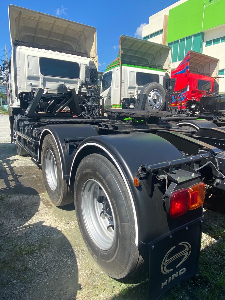 HINO FM 253แรงม้า รถบรรทุก 10ล้อ หัวลาก เฉพาะหัว ปี2023(8646)