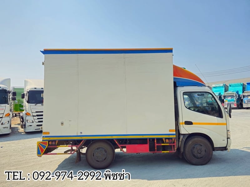 สี่ล้อตู้ทึบ HINO XZU 136 แรงปี 63