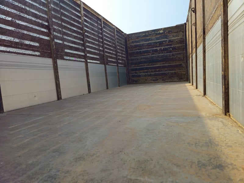 สิบสองล้อดั้มพ์ ISUZU FYH 360 แรง ปี 2555 (0856)