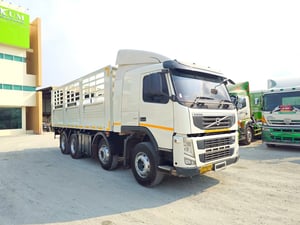สิบสองล้อคอก Volvo FM 440 แรง ปี 2556 (2894)