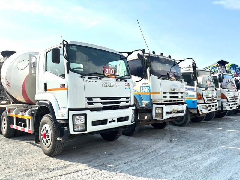 สิบล้อโม่ปูน H INO FM1A 330 แรงม้า ปี 56 (9081) 