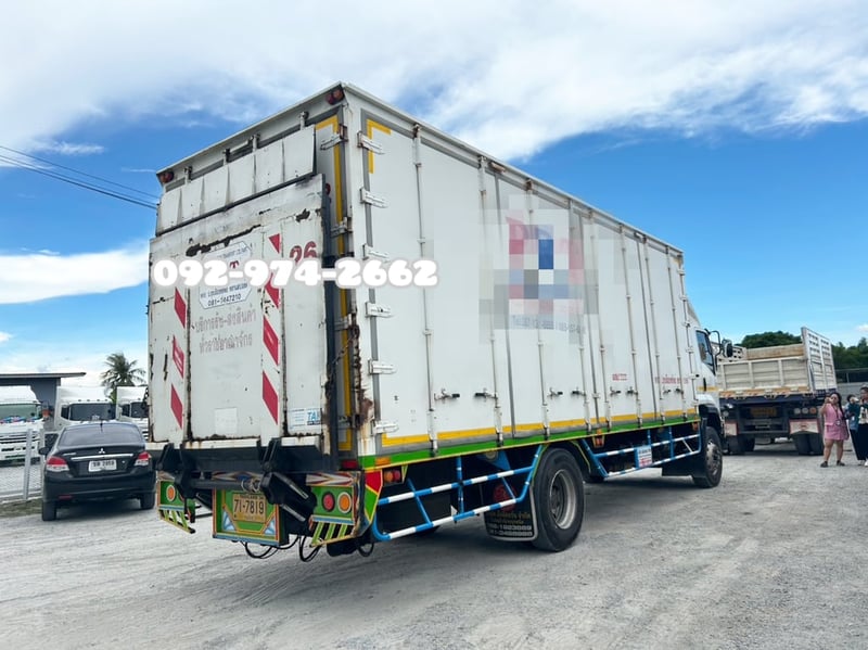 หกล้อตู้สิบบาน ISUZU FTR 240 แรง ปี 61 (7819) หกล้อตู้สิบบาน ISUZU FTR 240 แรง ปี 61 (7819)