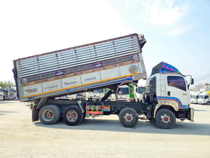 สิบสองล้อดั้มพ์ ISUZU FYH 360 แรง ปี 2555 (0856)