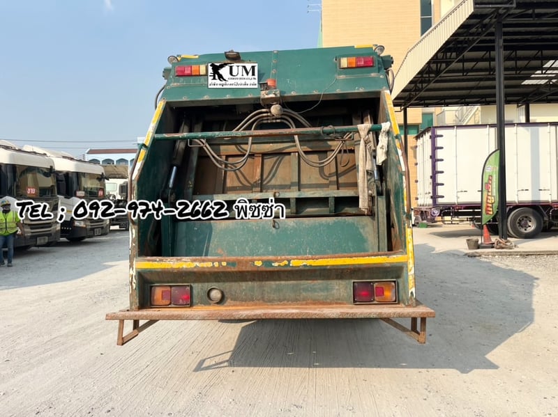 หกล้อบรรทุกขยะ HINO FG8J 240 แรงปี 66 (4084) หกล้อบรรทุกขยะ HINO FG8J 240 แรงปี 66 (4084)