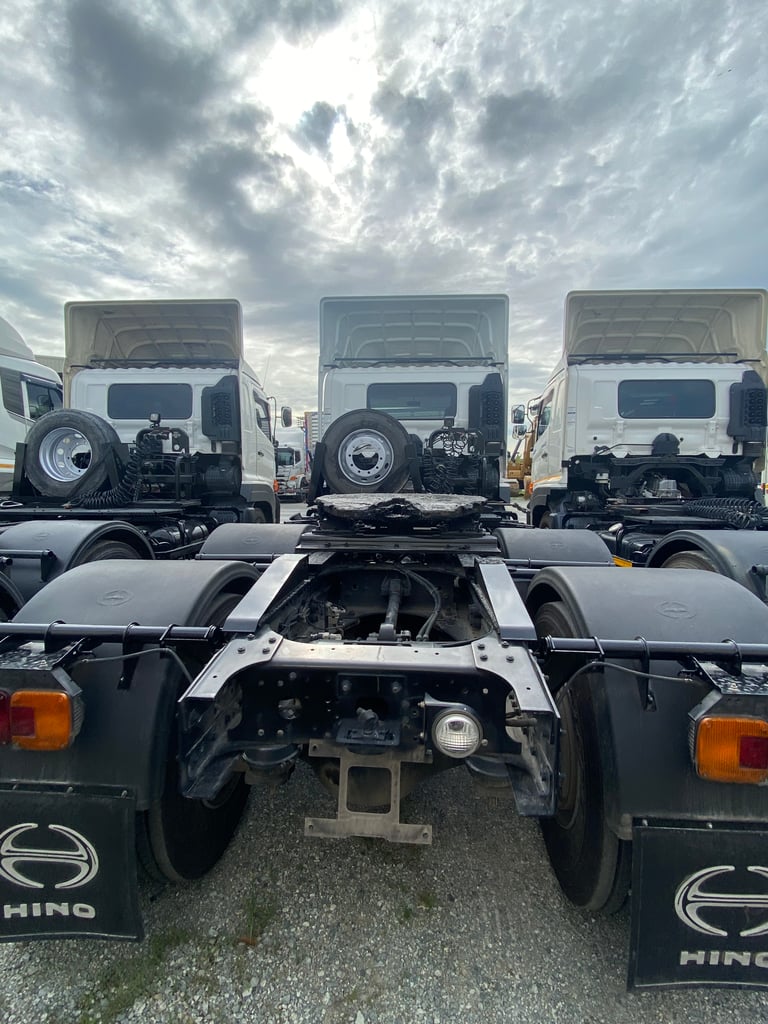 HINO FM 344แรงม้า รถบรรทุก 10ล้อ หัวลาก เฉพาะหัว ปี2022(1260) 