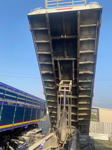  หางเซมิดั้มพ์ สองเพลา อู่เดอะซัน ปี 2566 (3395)