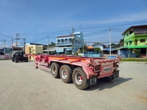หางก้าง สามเพลา อู่สามมิตร ปี 2556 (1586) หางก้าง สามเพลา อู่สามมิตร ปี 2556 (1586)
