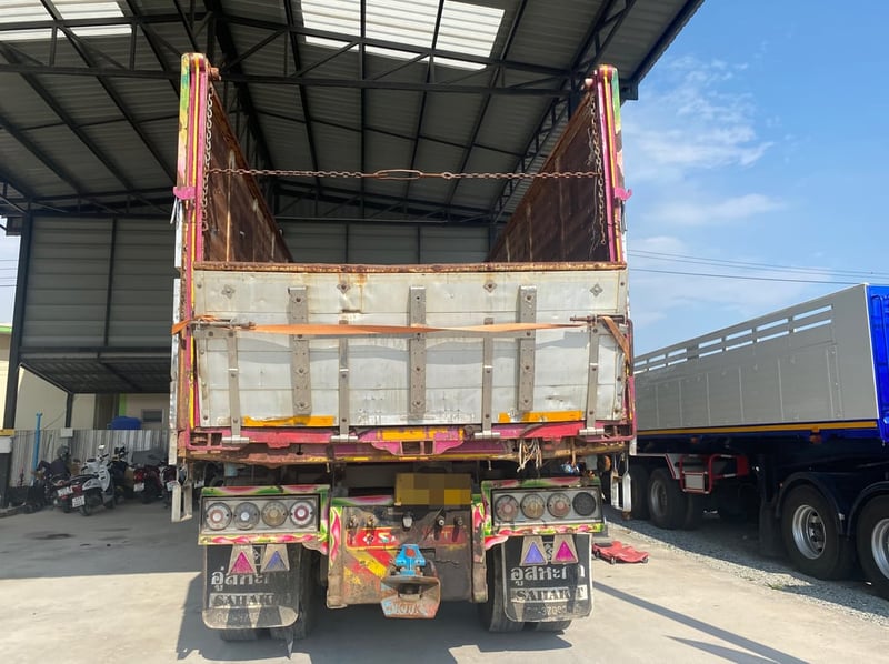 สิบล้อดั้มพ์ ISUZU FXZ 360 แรง ปี 53(0361)