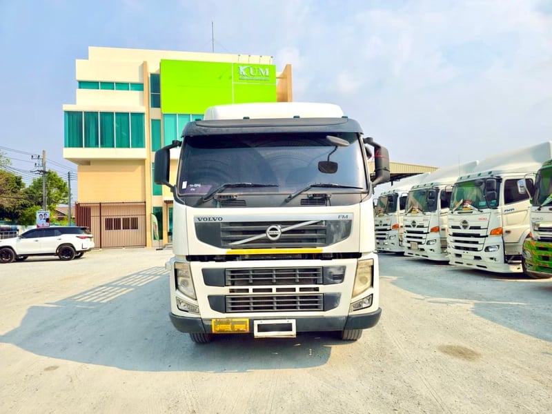 สิบสองล้อคอก Volvo FM 440 แรง ปี 2556 (2894)