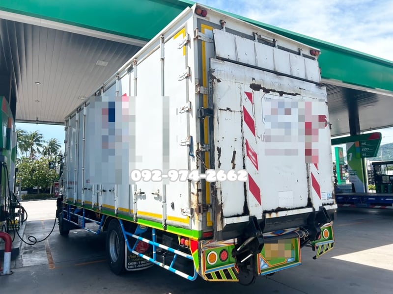 หกล้อตู้สิบบาน ISUZU FTR 240 แรง ปี 61 (7819)