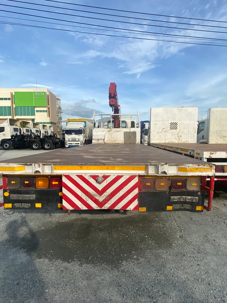  ISUZU FVM 240แรงม้า รถบรรทุก 10ล้อ กระบะเหล็กติดเครน ปี2013(7224)