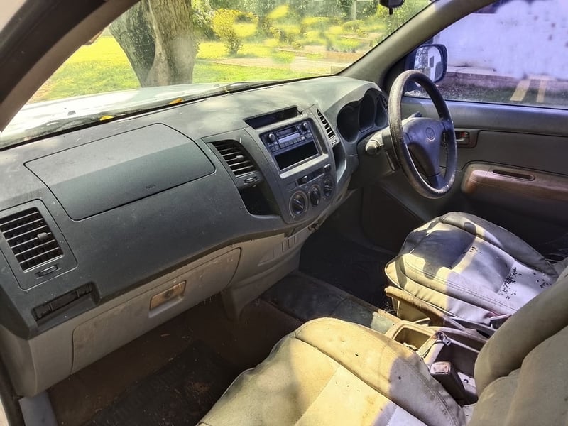 ขาย รถกระบะ โตโยต้า วีโก้(Vigo) ไม่มีเครื่องยนต์ ไม่มีเกียร์