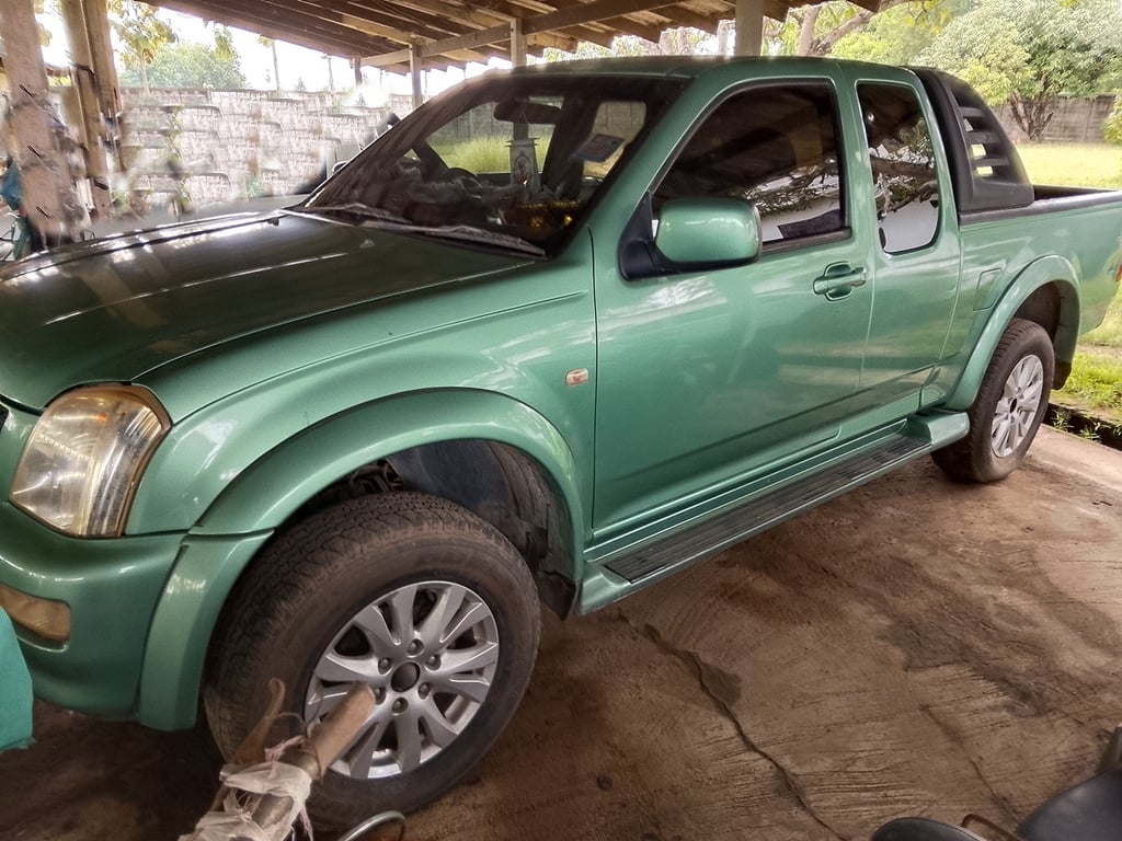 ขาย รถกระบะ อีซูซุ ดีแม็ก ตัวสูง(Dmax) วางเครื่องยนต์ดีเซล นิสสัน TD27 สภาพเครื่อง+เกียร์ ดีมาก ขาย รถกระบะ อีซูซุ ดีแม็ก ตัวสูง(Dmax) วางเครื่องยนต์ดีเซล นิสสัน TD27 สภาพเครื่อง+เกียร์ ดีมาก