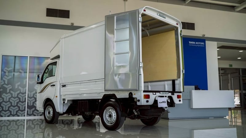 TATA Super Ace Mint รุ่นคาร์โก้ (Demo)