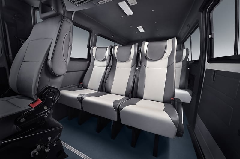 รถตู้ TATA Winger