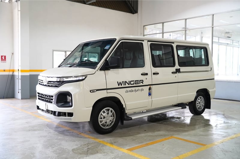 รถตู้ TATA Winger (Demo)