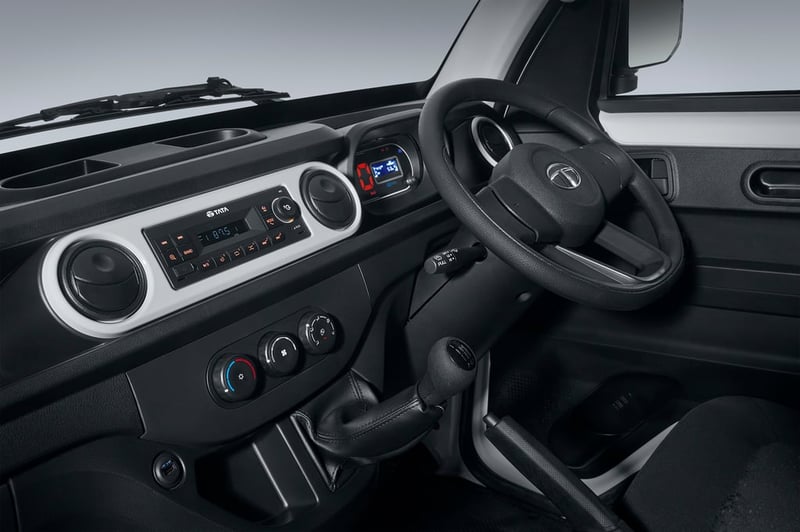 รถกระบะบรรทุก TATA Intra V50